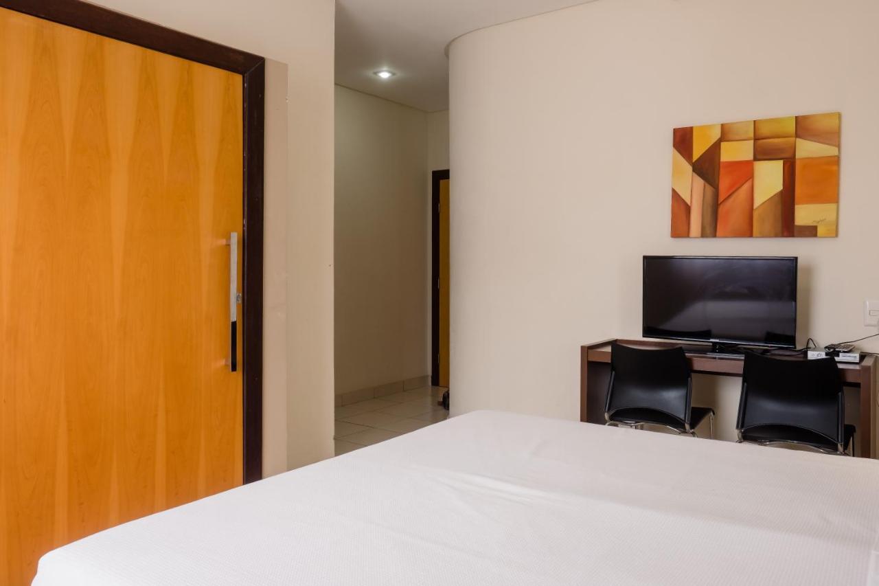 Ibituruna Center Hotel Governador Valadares Exteriör bild